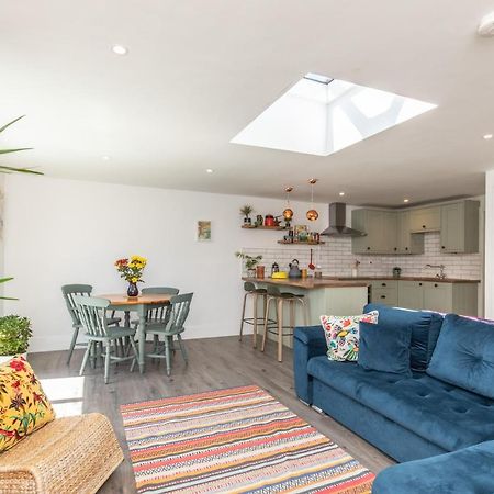 Beach, Hills, Food, Scenic Walks-The Kelp House. Peacehaven Extérieur photo