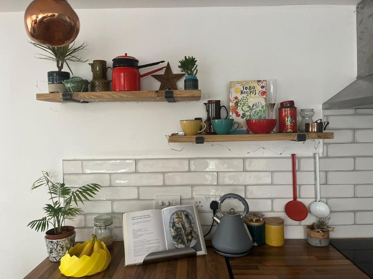 Beach, Hills, Food, Scenic Walks-The Kelp House. Peacehaven Extérieur photo